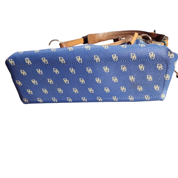 Dooney Burke Blue logo petite hand/shoulder bag - Picture 8 of 16
